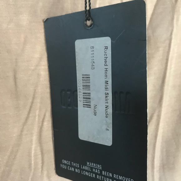 ⭐️NWT Super cute Ruched Hem Midi Skirt - Picture 3 of 5